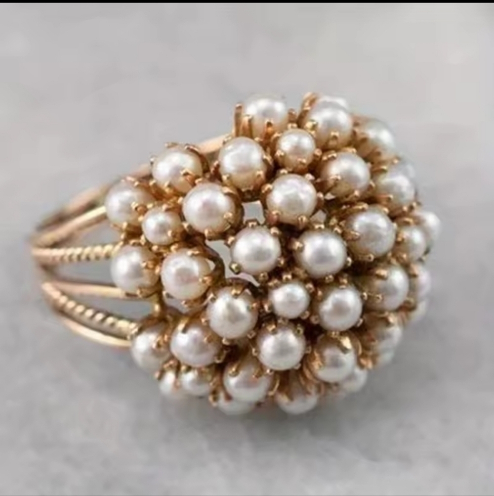 Trendy Hollow Gold Tone Inlay Pearls Ring